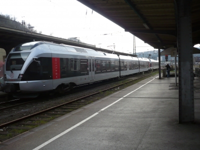 Ein Zug im Sauerland