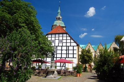 Wiedenbrück, historischer Marktplatz vor Sankt Aegidius