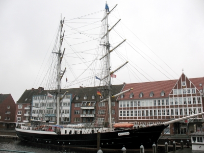 Emden Segelschiff im Ratsdelft