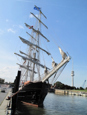 Wilhelmshaven Helgolandkai-Segelschiff