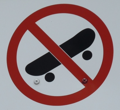 Keine Skateboardfahrer!
