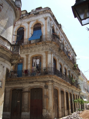 Häuserecke in Havanna, Kuba