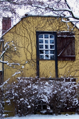 Fassade im Schnee