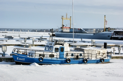 Motorboot "Emil" im Eis