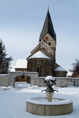 Spätromanische Kirche in Faurndau