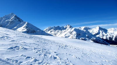 Alpen-Gipfelkette 2