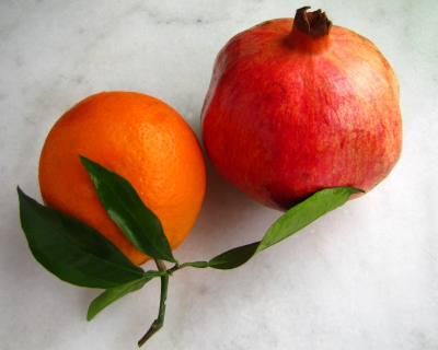 Orange und Granatapfel