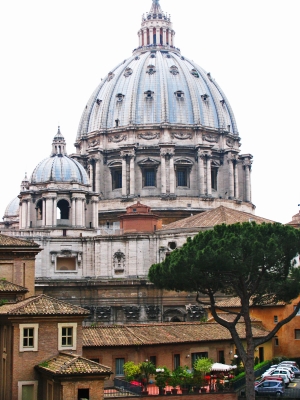 Rom - Petersdom Aussenansicht aus dem Vatikan