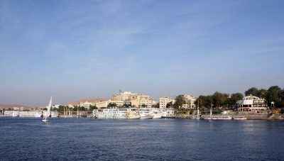 Blick auf Luxor vom Nil