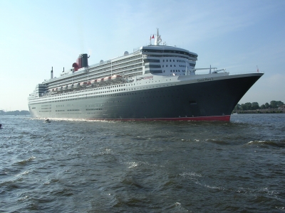 "Queen Mary 2"