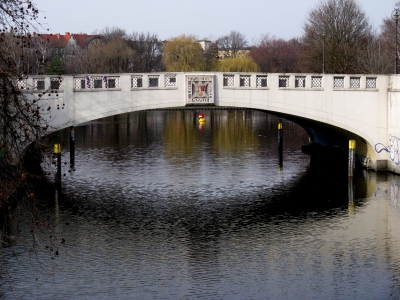Berlin-Neukölln, Lohmühlenbrücke