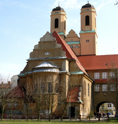 Berlin-B'weg, Kirche zum Vaterhaus (Rückansicht)