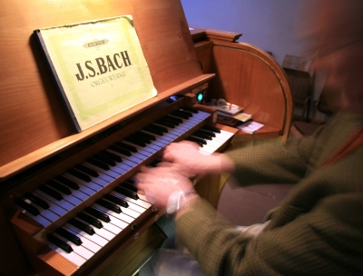 Kantor spielt Orgelwerke von Bach