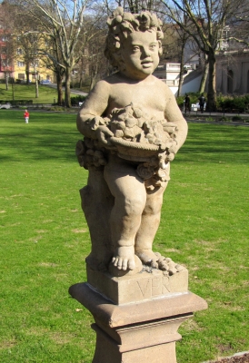 Skulptur im Körnerpark Neukölln