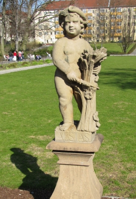 "Sommer" (Körnerpark Berlin-Neukölln)