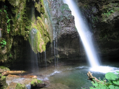 Wasserfall im Wald