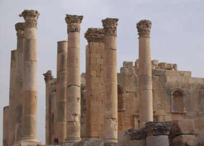Jordanien - Römische Tempelruine in Jaresch