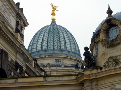 Kuppel eines alten Gebäudes in Dresden