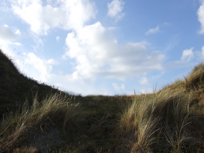 Düne mit Himmel