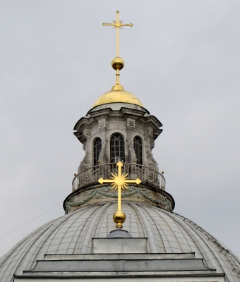 Kuppel der Dreifaltigkeitskirche in St. Petersburg
