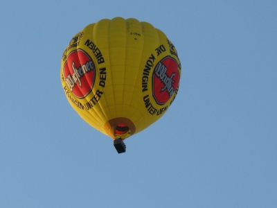 Heissluftbalon über Hamburg