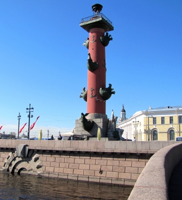 St. Petersburg, Rostra-Säule an der Strelka