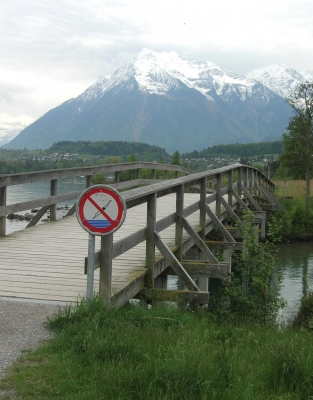 Kopfspringen verboten!