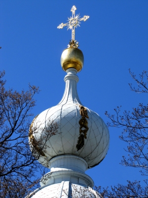 Zwiebelturm mit Kuppelkreuz (Smolnyj)
