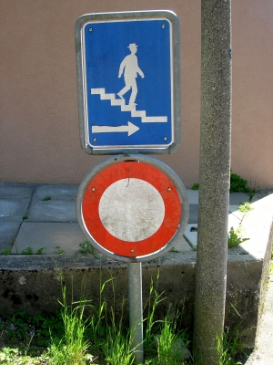 Fahrzeuge auf der Treppe verboten ?