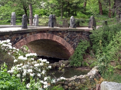 Brücke im Park