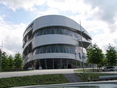 Mercedes-Benz Museum Stuttgart 2