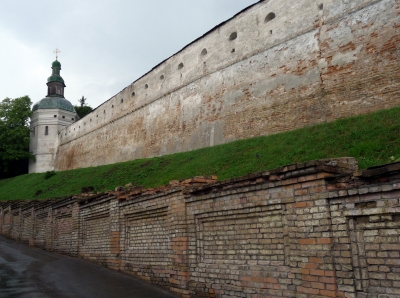 Mauer des Kiewer Höhlenklosters