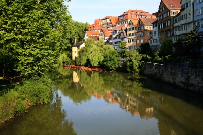 Tübingen mit Neckar und Hölderlinturm