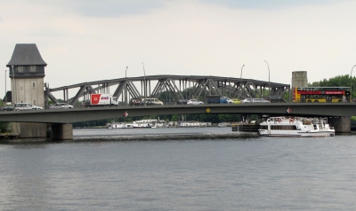Berlin, Elsenbrücke