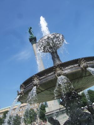 Auf dem Schlossplatz in Stuttgart