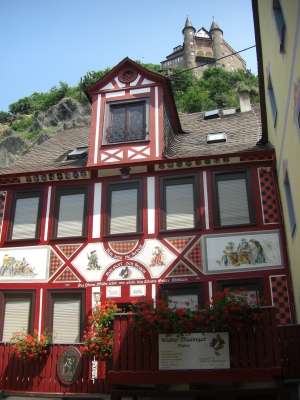 Einblick...und Ausblick auf die Burg Maus