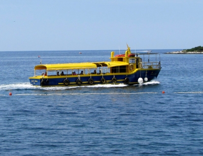 Fährboot bei Porec (Istrien)