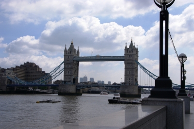 Die berühmte Tower-Bridge von London.