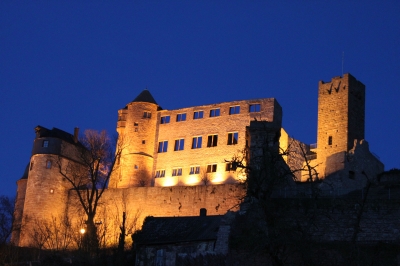 Burg Wertheim zur blauen Stunde