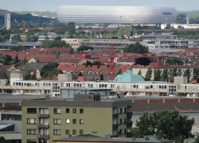 Allianz-Arena vom Olympiaberg aus gesehen