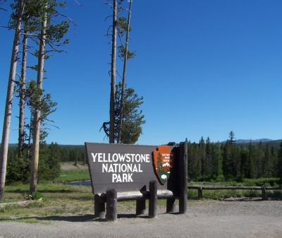 South Entrance - Südeinfahrt zum Yellowstone National Park