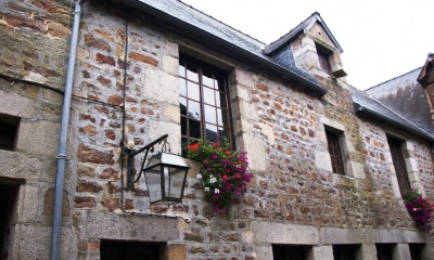 Haus in Villedieu-les-Poêles