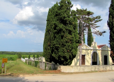 Alter Friedhof bei Funtana (Istrien)