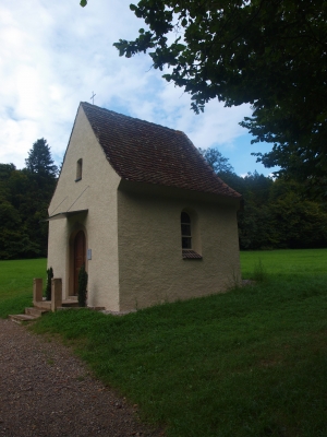 Kapelle am Waldrand