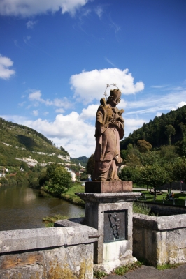 Doubsbrücke und Porte Saint-Jean