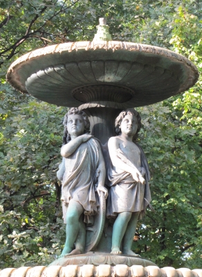 Putten am Wrangelbrunnen (Berlin-Kreuzberg)