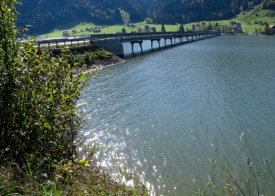 Brücke über den Sihlsee