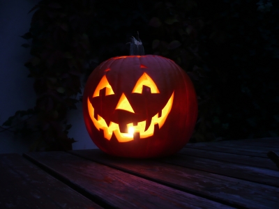 Halloween - All Hallows' Evening steht vor der Tür