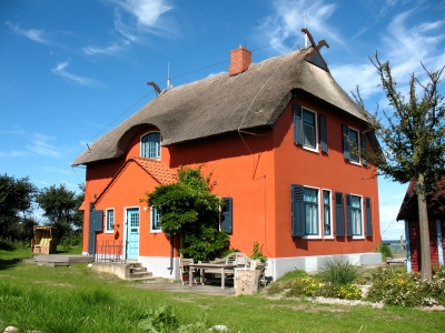 Heiligenhafen oranges Haus Graswarder