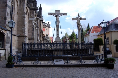 Xanten, Kreuzigungsszene am Dom